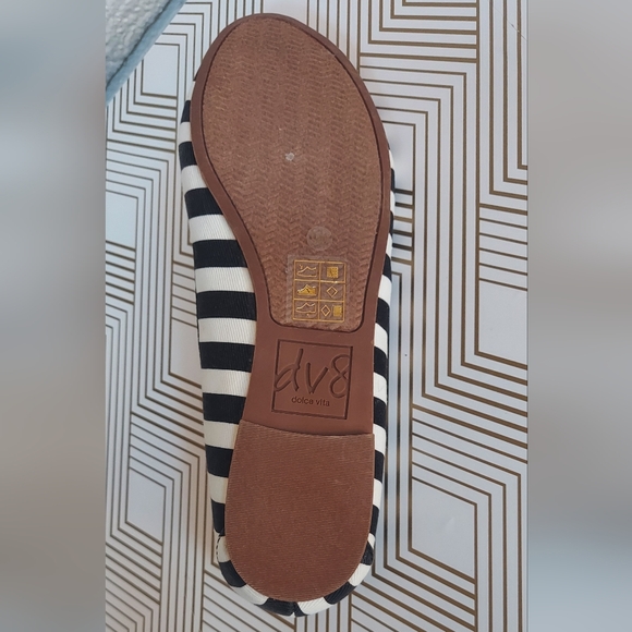 DV8 by Dolce Vita Ballet Flats - Picture 9 of 10